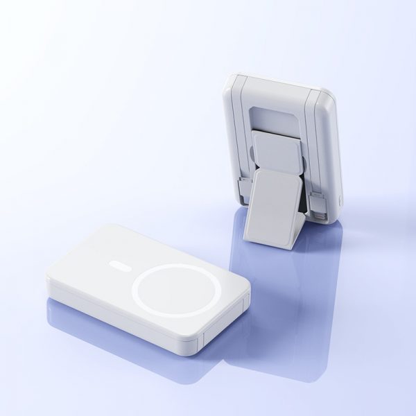 10000mAh Digital Display 15W MagSafe Wireless Charger PD 20W Power Bank with Holder - Image 3